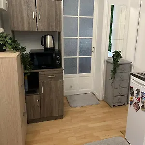 Nice 2 Rooms Full Appartement In Paris Paris